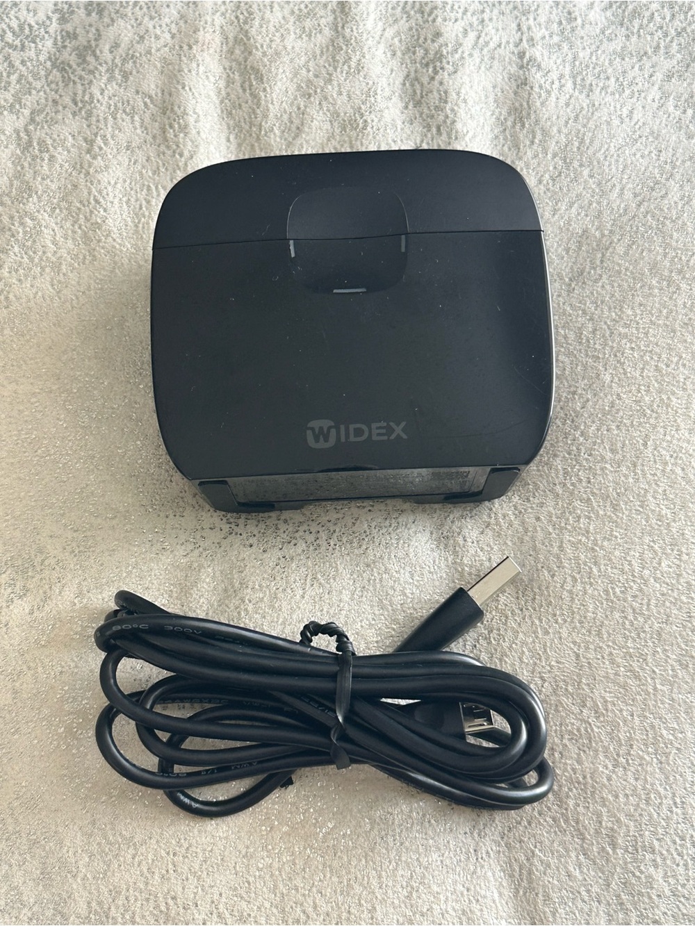 Widex Black Charging Case with USB Cable